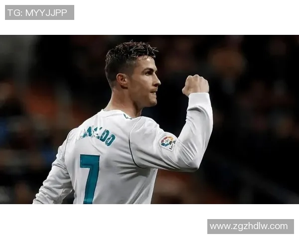 世界顶级足球明星背后的奋斗与荣耀故事揭秘